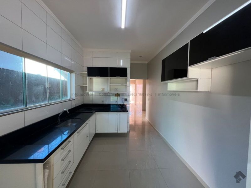 Casa ampla com marcenaria completa e piscina — Rita Vieira, Campo Grande MS