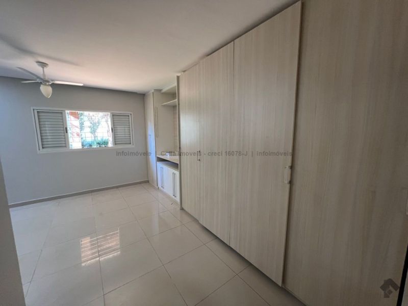 Casa ampla com marcenaria completa e piscina — Rita Vieira, Campo Grande MS