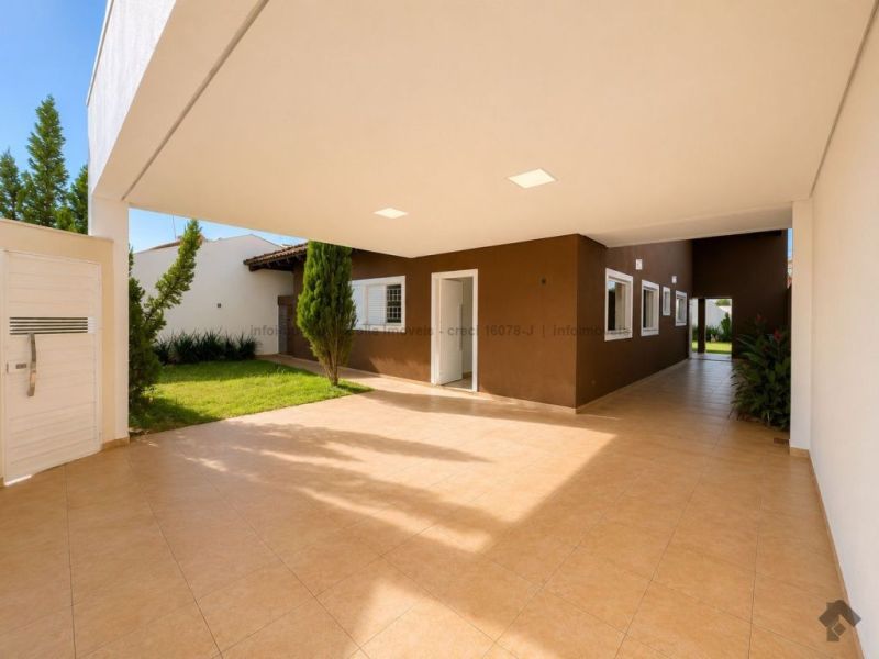 Casa ampla com marcenaria completa e piscina — Rita Vieira, Campo Grande MS