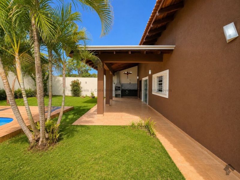 Casa ampla com marcenaria completa e piscina — Rita Vieira, Campo Grande MS