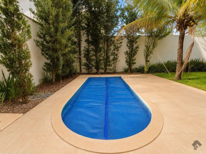 Casa ampla com marcenaria completa e piscina — Rita Vieira, Campo Grande MS