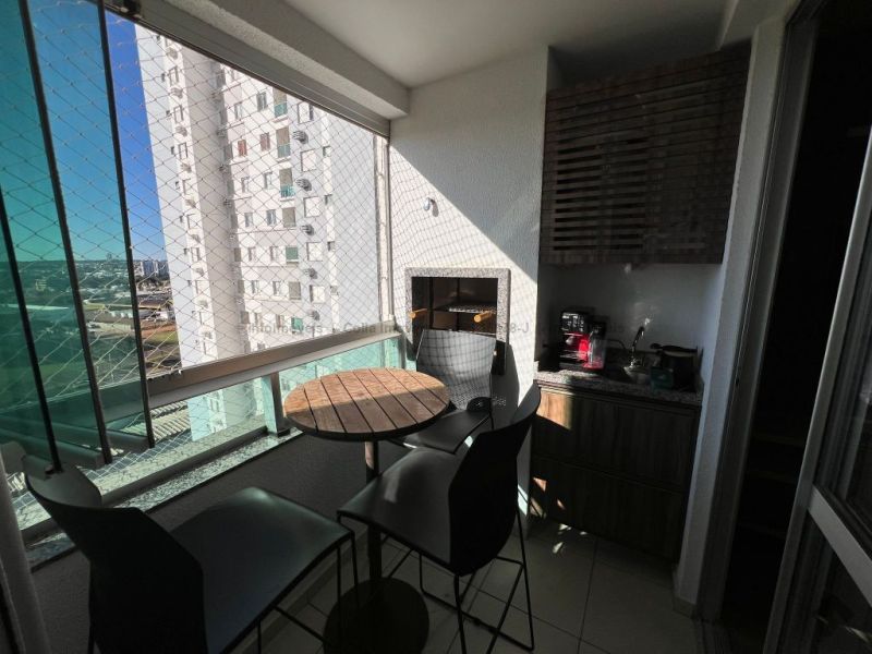 Garden com armários planejados — Chácara Cachoeira, Campo Grande MS