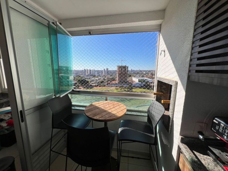 Garden ricamente mobiliado — Chácara Cachoeira, Campo Grande MS