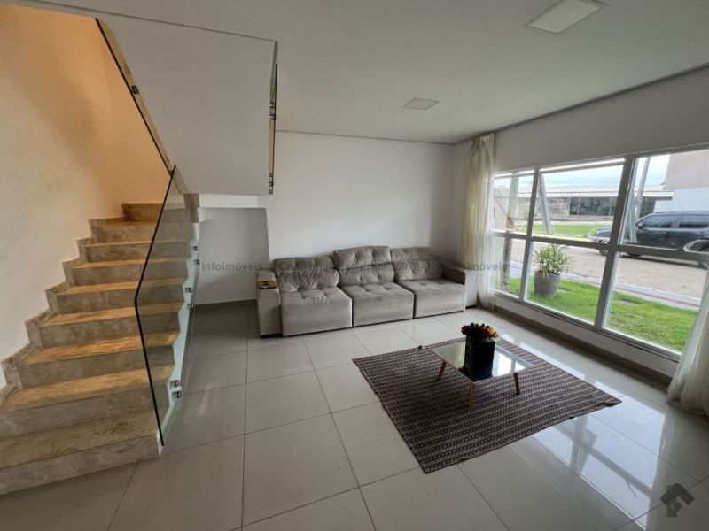 Sobrado reformado e ampliado — Grand Village, Campo Grande MS