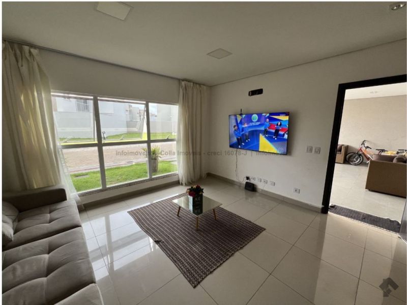 Sobrado reformado e ampliado — Grand Village, Campo Grande MS