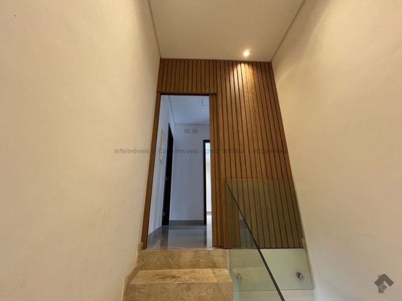Sobrado reformado e ampliado — Grand Village, Campo Grande MS