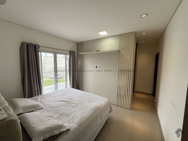 Sobrado reformado e ampliado — Grand Village, Campo Grande MS