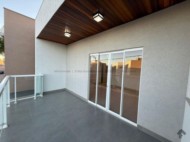 Sobrado reformado e ampliado — Grand Village, Campo Grande MS